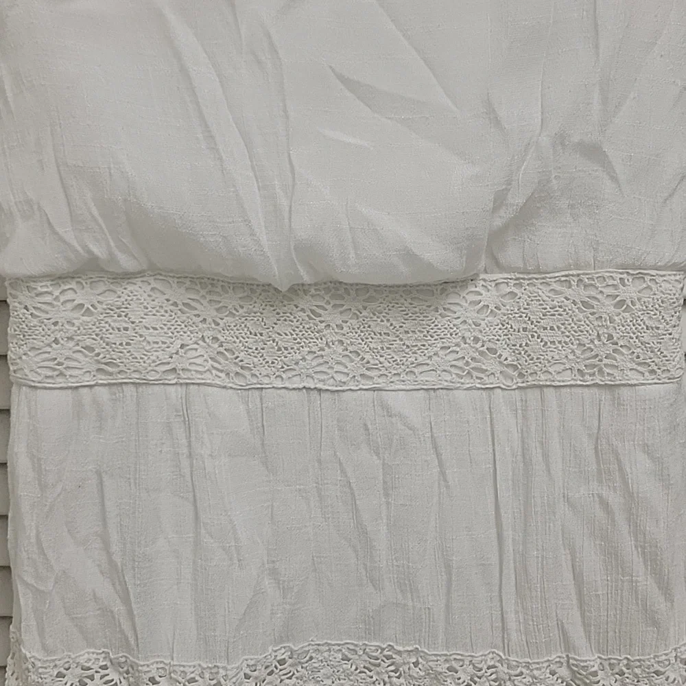 Lily Rose Dress - Picture 3 of 5